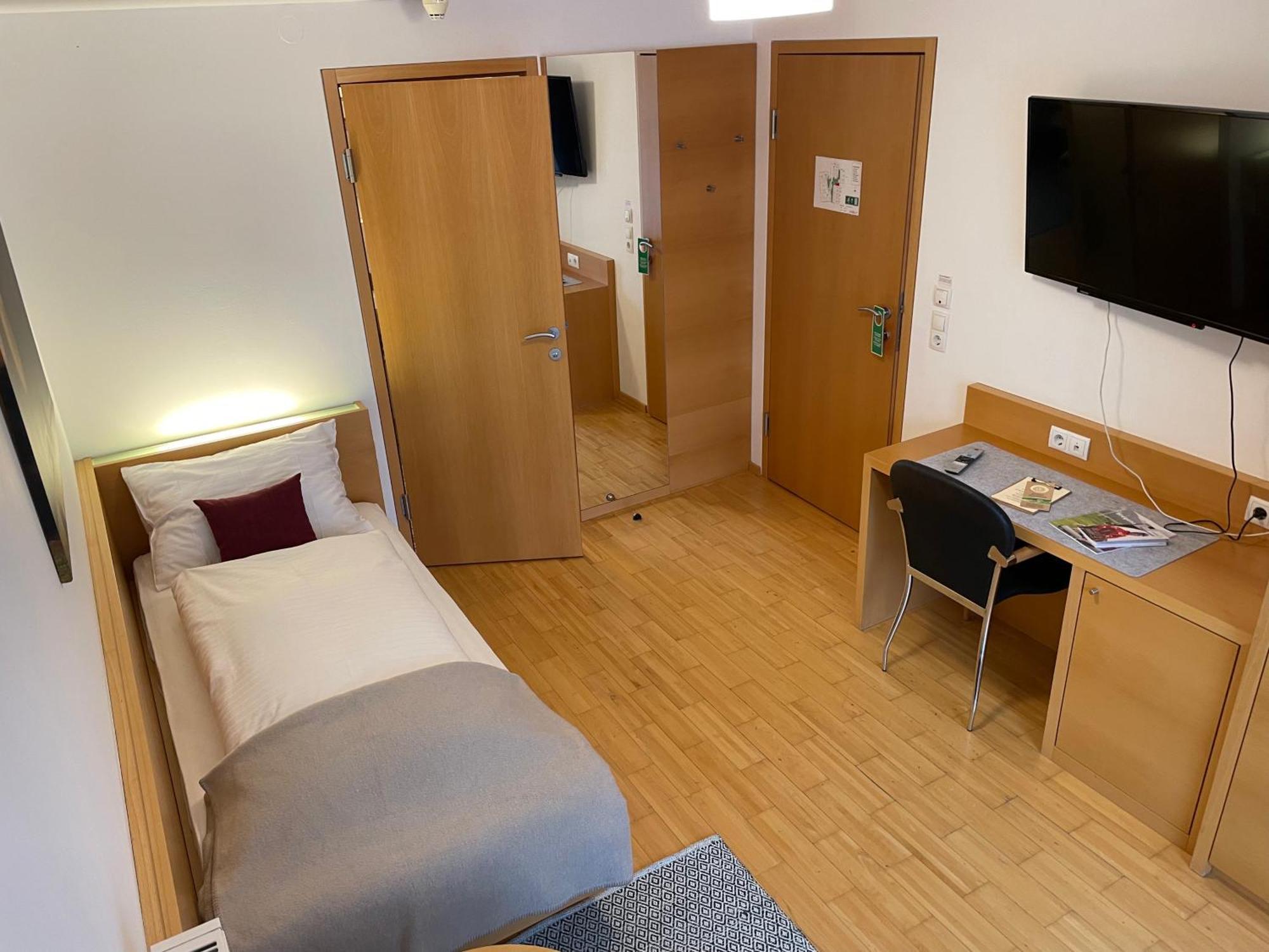 Hotel Loewen Lingenau Dış mekan fotoğraf